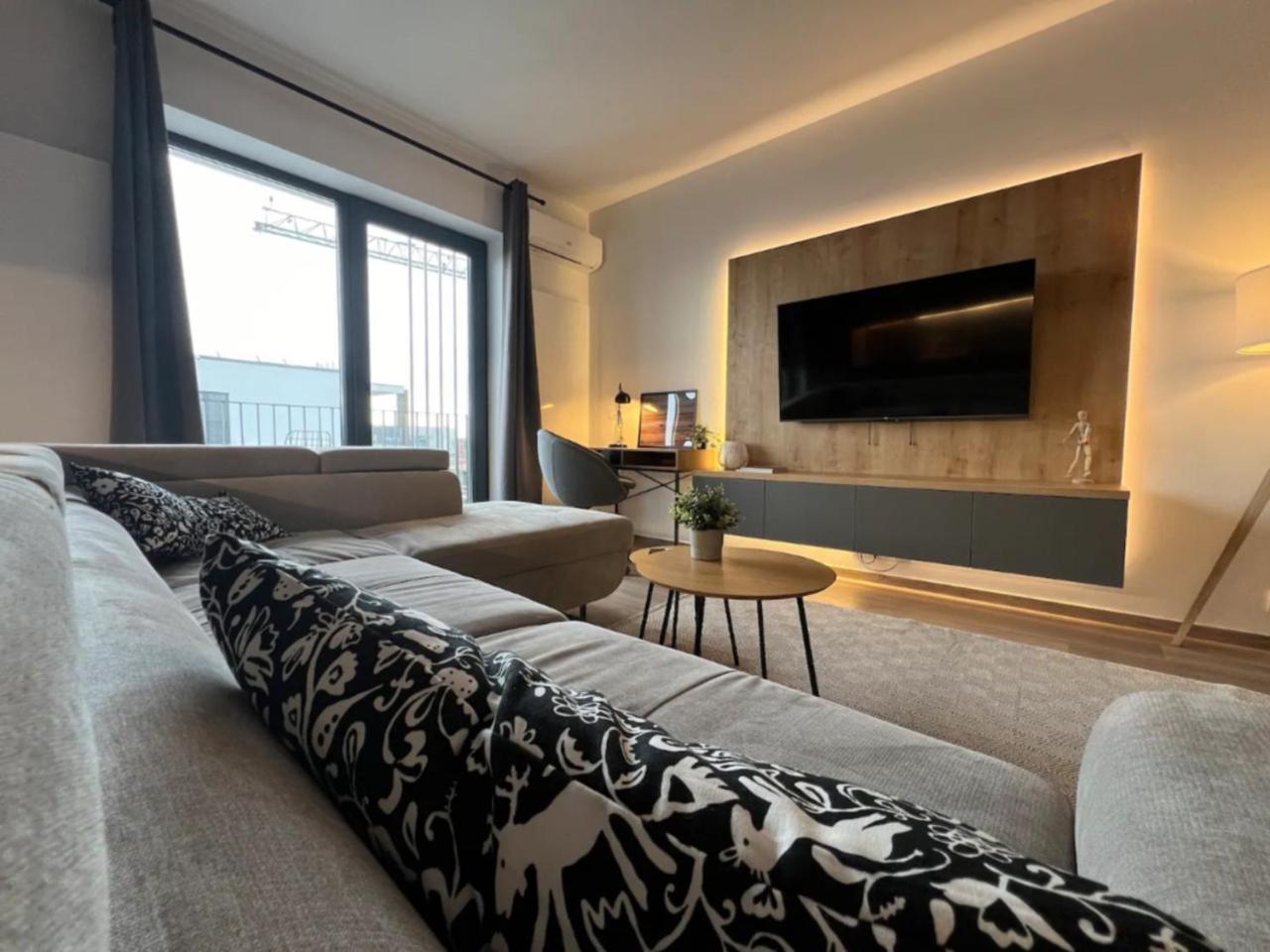 High-Rise Luxury Apartment With Free Parking 부쿠레슈티 외부 사진