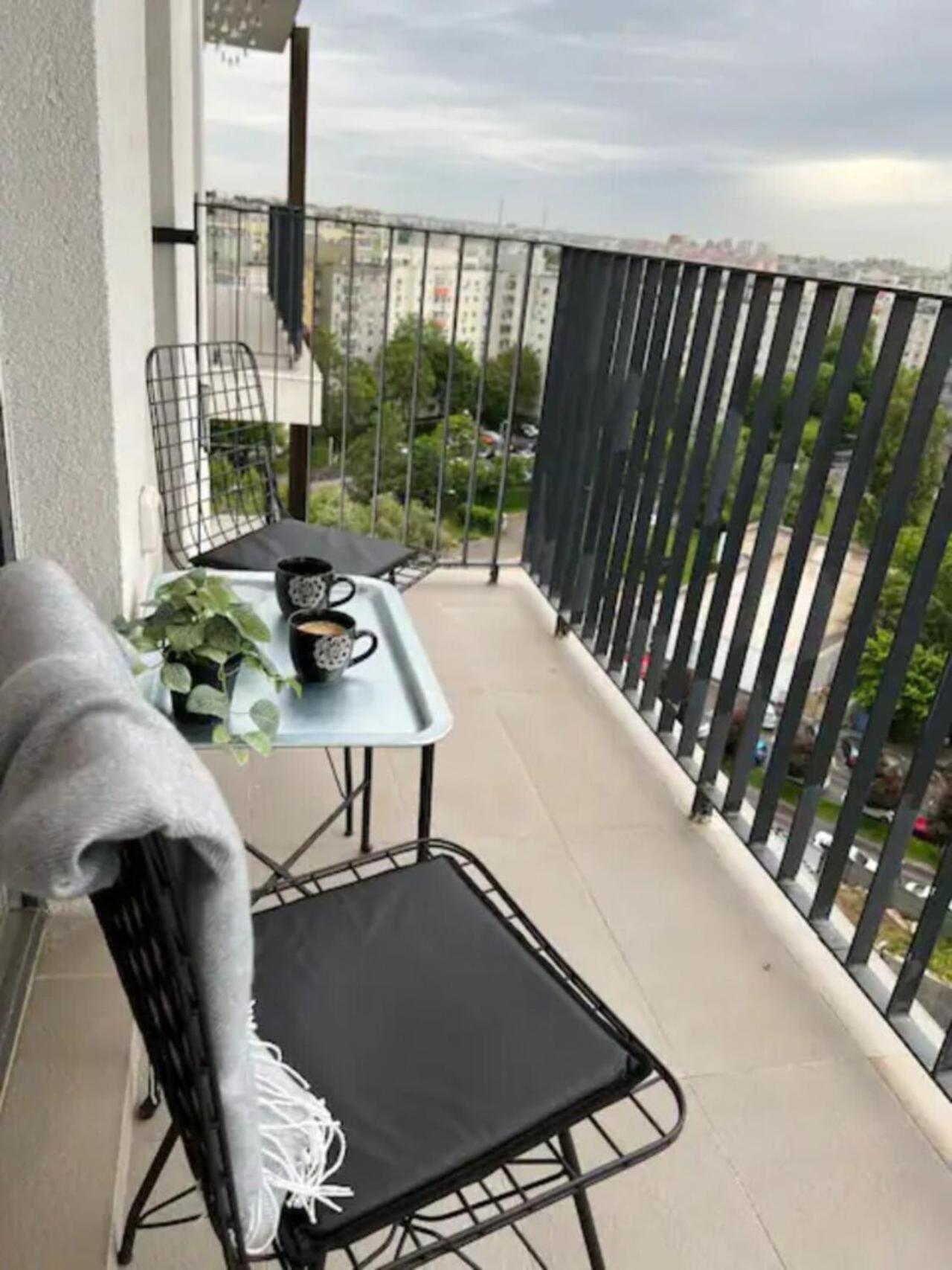 High-Rise Luxury Apartment With Free Parking 부쿠레슈티 외부 사진