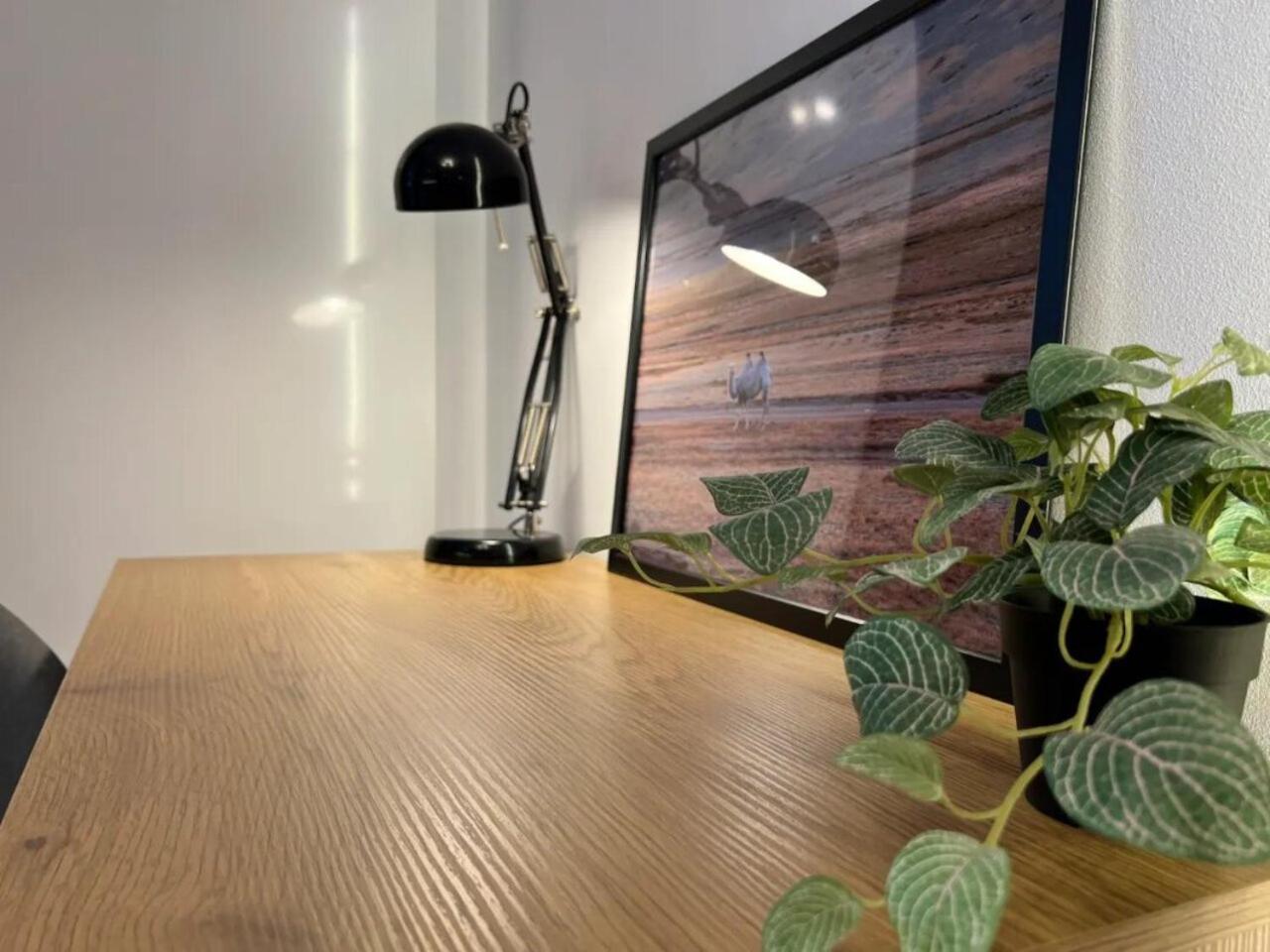 High-Rise Luxury Apartment With Free Parking 부쿠레슈티 외부 사진