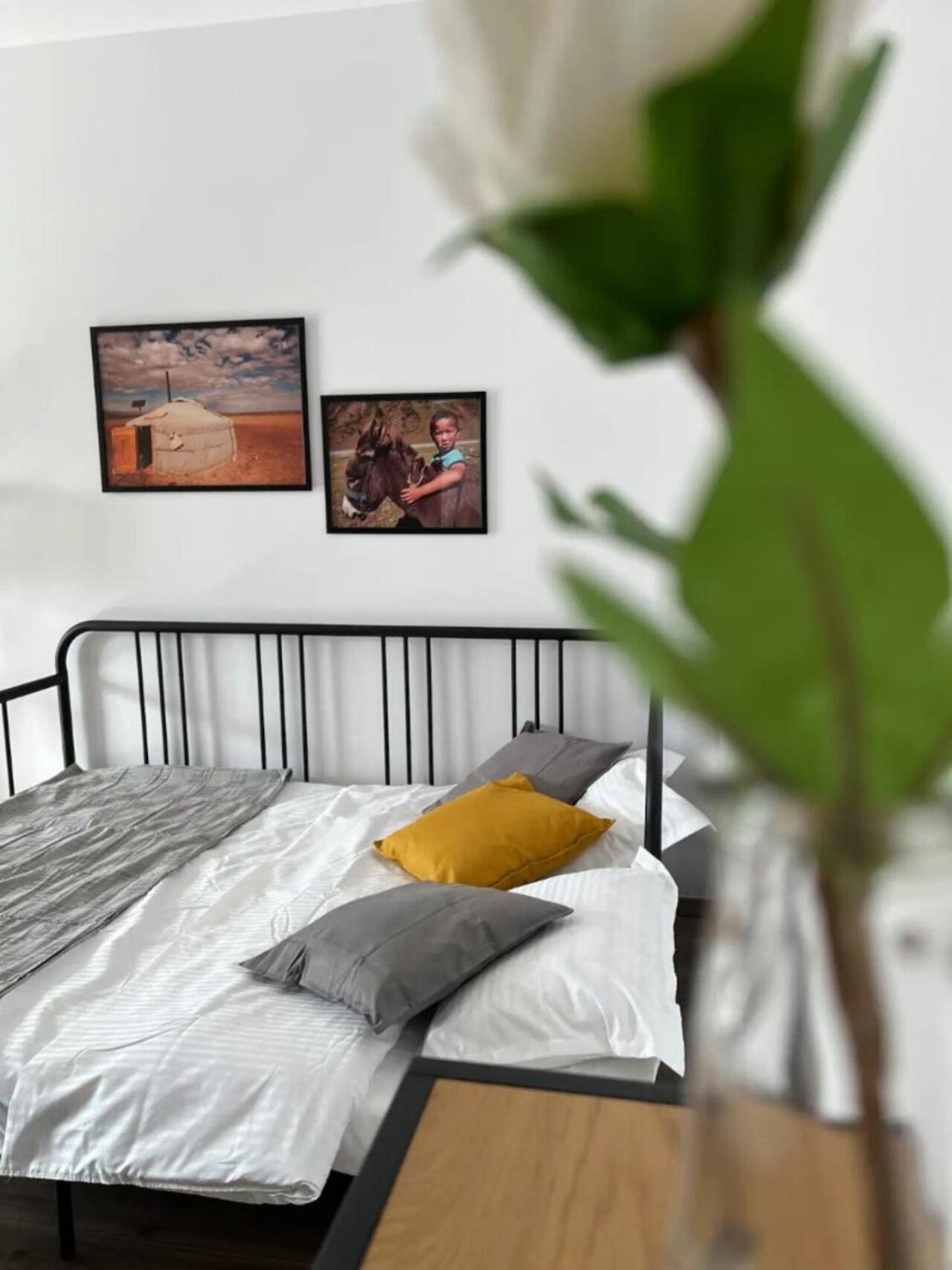 High-Rise Luxury Apartment With Free Parking 부쿠레슈티 외부 사진