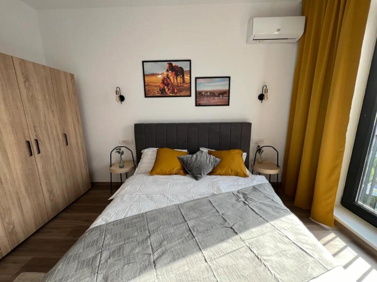High-Rise Luxury Apartment With Free Parking 부쿠레슈티 외부 사진