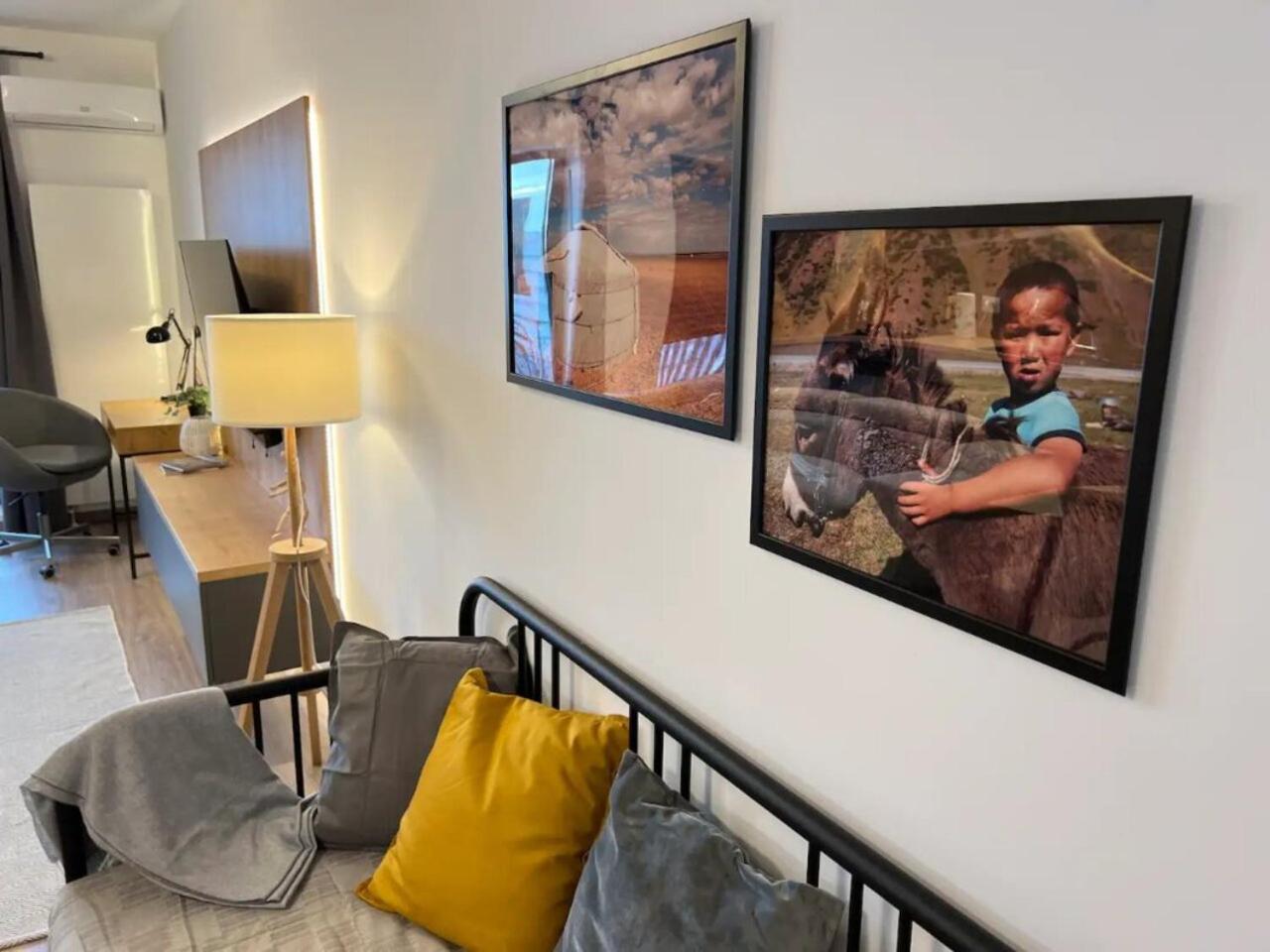 High-Rise Luxury Apartment With Free Parking 부쿠레슈티 외부 사진