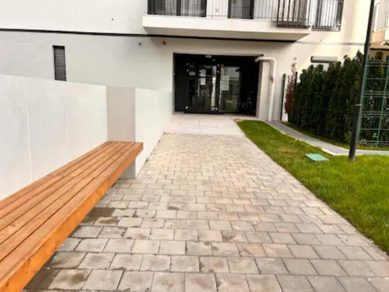 High-Rise Luxury Apartment With Free Parking 부쿠레슈티 외부 사진